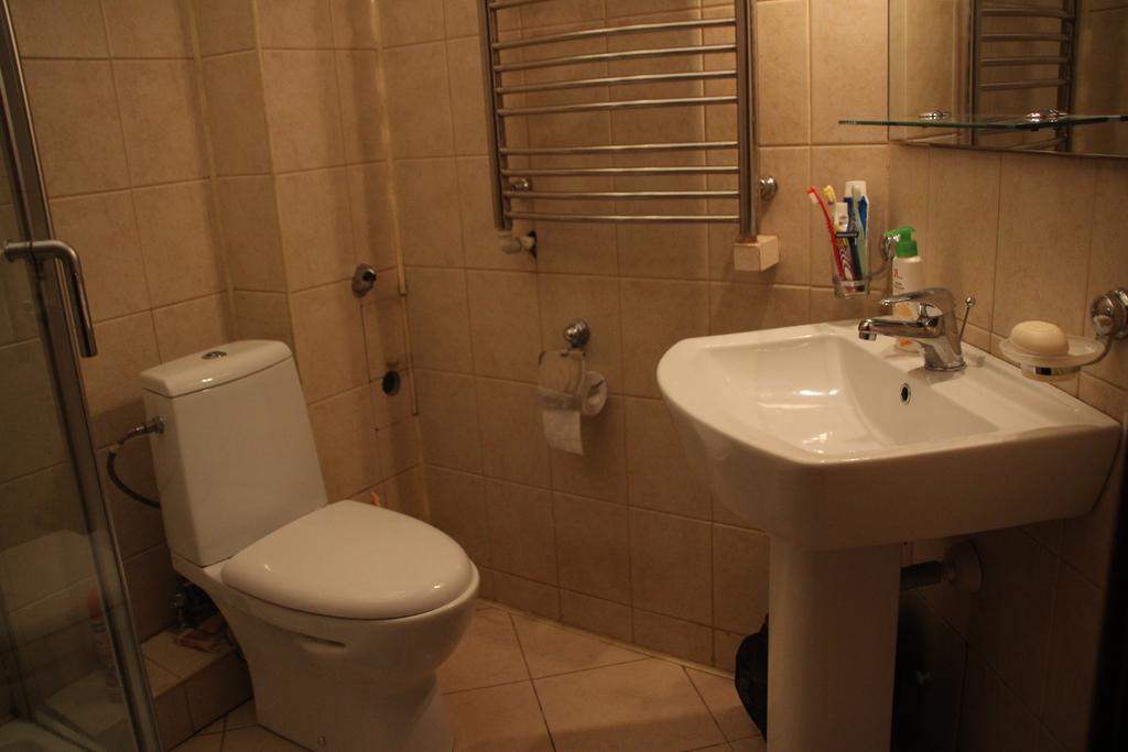 Ala Hostel Алма Ата Екстериор снимка