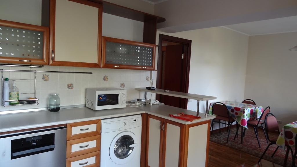 Ala Hostel Алма Ата Екстериор снимка
